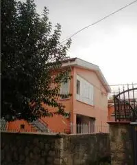 Villa in Vendita di 100mq Villa in Vendita di 100mq