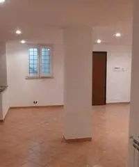 Appartamento in villa - Roma Appartamento in villa - Roma