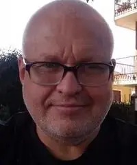 Operaio, pulizie, meccanico, muratore, lavapiatti, Operaio, pulizie, meccanico, muratore, lavapiatti,
