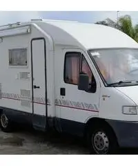 Camper semi-integrale Bari Camper semi-integrale Bari