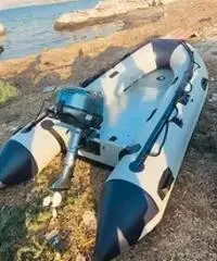 Tender gommone 3.20mt con motore tedesco 6 cavalli Tender gommone 3.20mt con motore tedesco 6 cavalli
