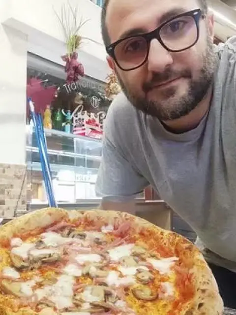 Fornaio e pizzaiolo Fornaio e pizzaiolo