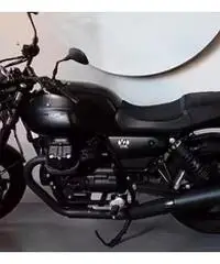 Moto Guzzi V7 - 2021