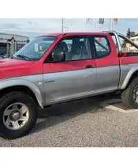 Mitsubishi L200 2 PORTE GLS SINGLE CUB Mitsubishi L200 2 PORTE GLS SINGLE CUB