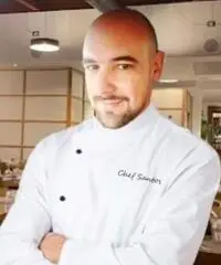 Chef/Cuoco esperto Chef/Cuoco esperto