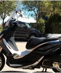 Piaggio Beverly 300 - 2012 Piaggio Beverly 300 - 2012