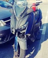 X-Max. 300cc. 2019 X-Max. 300cc. 2019