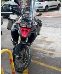 GS 800 Adventure GS 800 Adventure