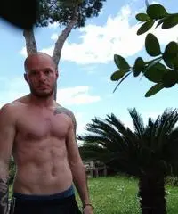 Ragazzo cerca donna posso ospitare Ragazzo cerca donna posso ospitare