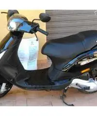 Zip Piaggio 50 cc 2tempi - Umbria Zip Piaggio 50 cc 2tempi - Umbria