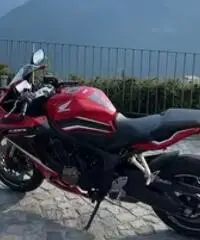 Honda CBR 650 r