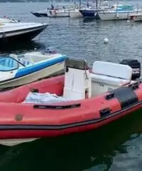 Gommone bat Gommone bat