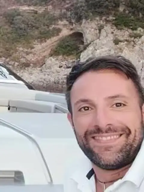 Assistente di Bordo Motor Yatch - Marinaio Assistente di Bordo Motor Yatch - Marinaio