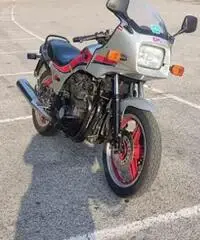 Kawasaki gpz 750 unitrak Kawasaki gpz 750 unitrak