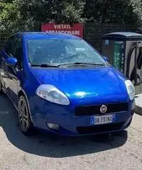 Fiat grande punto full optional Fiat grande punto full optional