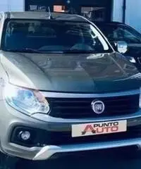 FIAT Fullback 2.4 180CV Doppia Cabina LX S&S FIAT Fullback 2.4 180CV Doppia Cabina LX S&S
