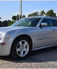 CHRYSLER 300C 3.0CRD TOURING 2008 ARGENTO CHRYSLER 300C 3.0CRD TOURING 2008 ARGENTO