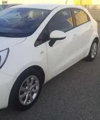 Kia rio 1.2 terza serie gpl del 2015 - Pisa Kia rio 1.2 terza serie gpl del 2015 - Pisa
