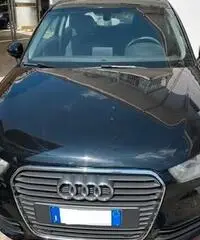AUDI A1 1.6 tdi Ambition 105cv - 2010
