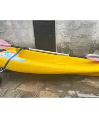 Canoa pagaia e carrellino Canoa pagaia e carrellino