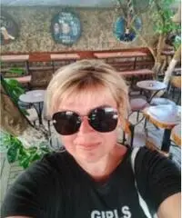 Liya, 49 anni Liya, 49 anni