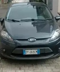 FORD Fiesta 6ª serie - 2010