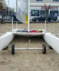 Catamarano bim2000 Catamarano bim2000