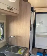 Bellissimo camper tenuto come nuovo Bellissimo camper tenuto come nuovo