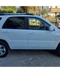 KIA SPORTAGE 2010 DIESEL AUTOMATICA GANCIO TRAINO KIA SPORTAGE 2010 DIESEL AUTOMATICA GANCIO TRAINO