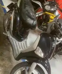 Vendo liberty 125 Vendo liberty 125