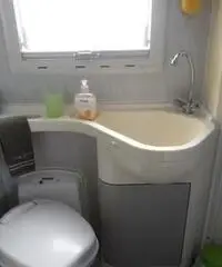 Camper mansardato 6 posti