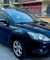 Ford Focus Station Wagon 1.8 TDCI 115cv Ford Focus Station Wagon 1.8 TDCI 115cv