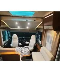 Adria Sonic i 700. Solo 26000 km Valuto permute