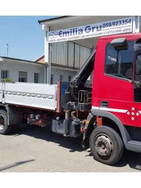 Autocarro IVECO 75E15 +gru Heila 4500 2S+Cass.Fiss Autocarro IVECO 75E15 +gru Heila 4500 2S+Cass.Fiss