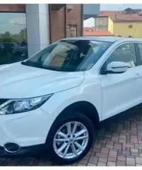 Nissan Qashqai 1.6 dCi 2WD Visia Nissan Qashqai 1.6 dCi 2WD Visia