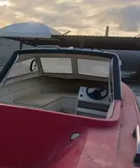 Barca 5 MT ideale per pesca e passeggio Barca 5 MT ideale per pesca e passeggio