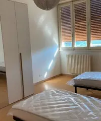 Stanza matrimoniale uso singola