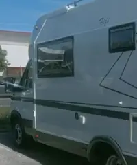 Florence camper monoscocca vetroresina Florence camper monoscocca vetroresina