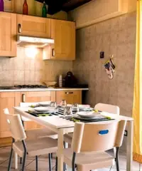 Intero Appartamento da 40 a Coppia Check-in H24