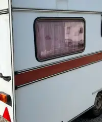 Caravan Royal Car 3 posti +1-revisionata Caravan Royal Car 3 posti +1-revisionata