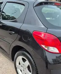 PEUGEOT 207 1.4 GPL PERFETTA E FULL 2010 PEUGEOT 207 1.4 GPL PERFETTA E FULL 2010