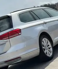 Volkswagen Passat 2.0 TDI Highline BlueMotion Tech Volkswagen Passat 2.0 TDI Highline BlueMotion Tech