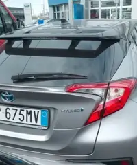 Toyota C-HR 1.8 Hybrid E-CVT Style Toyota C-HR 1.8 Hybrid E-CVT Style