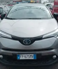 Toyota C-HR 1.8 Hybrid E-CVT Style Toyota C-HR 1.8 Hybrid E-CVT Style