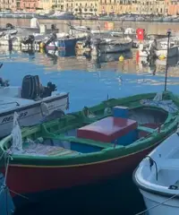 Intramontabile Gozzo in legno per soli amanti Intramontabile Gozzo in legno per soli amanti
