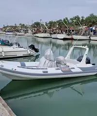 Gommone bat Gommone bat