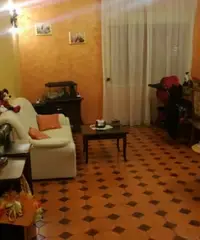 Riposto appartamento ben rifinito Riposto appartamento ben rifinito
