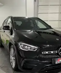 Mercedes-Benz GLA 200 d 2.0 Premium Auto 150cv Mercedes-Benz GLA 200 d 2.0 Premium Auto 150cv