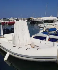 Gommone 6,70 legar con carrello Gommone 6,70 legar con carrello