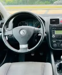 Volkswagen golf 1.9 tdi 105 cv 1 proprietario Volkswagen golf 1.9 tdi 105 cv 1 proprietario